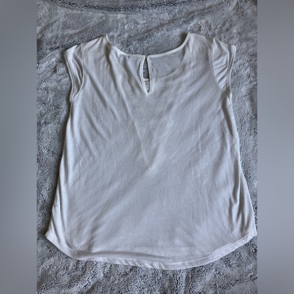 3-$20, 2-$15 or 1-$10 American Eagle cap sleeve cream lace top - Picture 5 of 6
